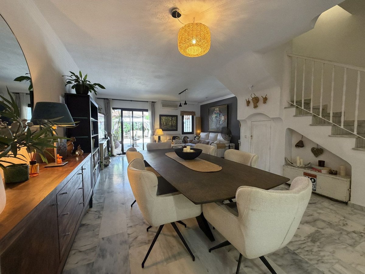 4 Bed Townhouse in Bel Air