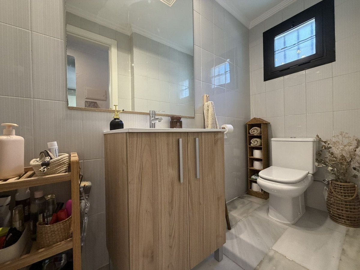 4 Bed Townhouse in Bel Air