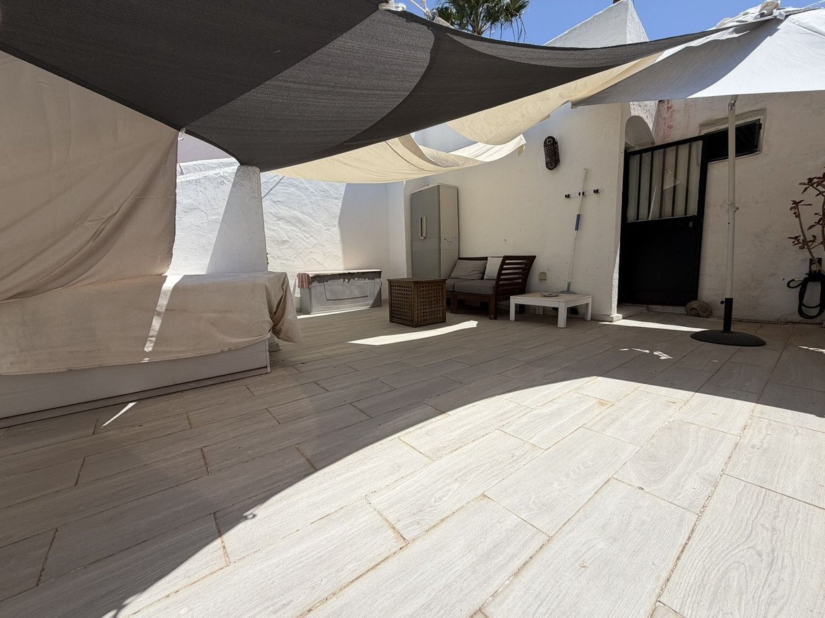4 Bed Townhouse in Bel Air