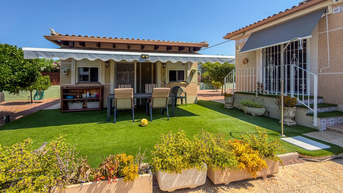 3 Bed Detached Villa in Catral