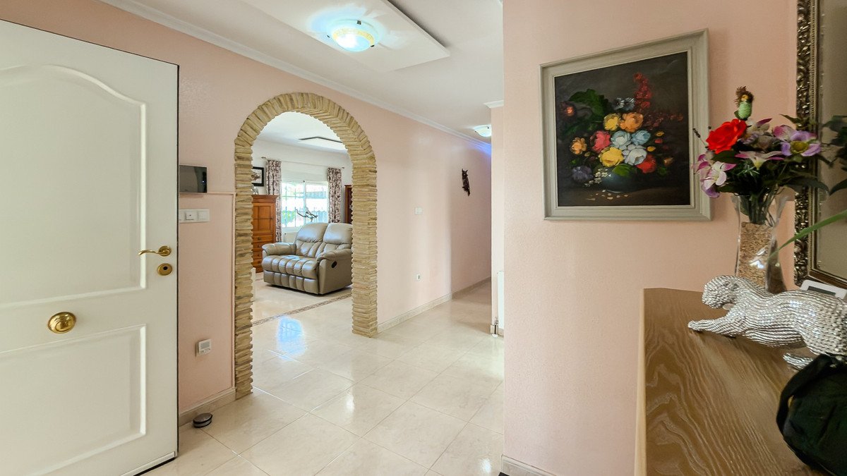 3 Bed Detached Villa in Catral