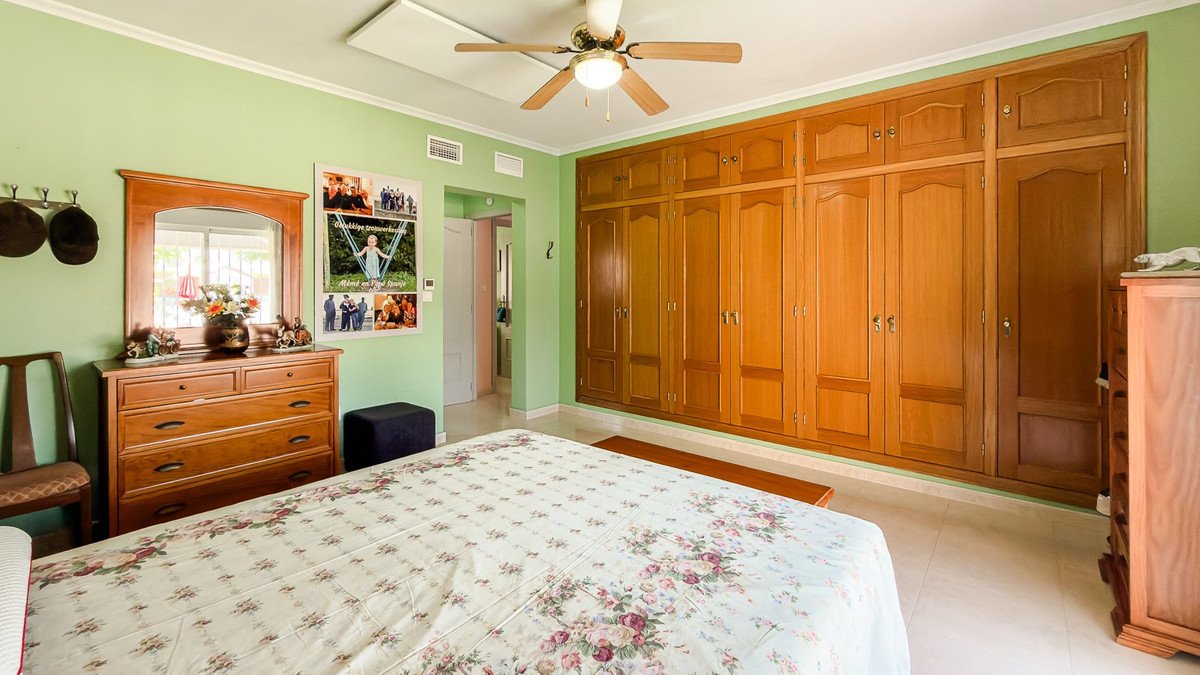 3 Bed Detached Villa in Catral