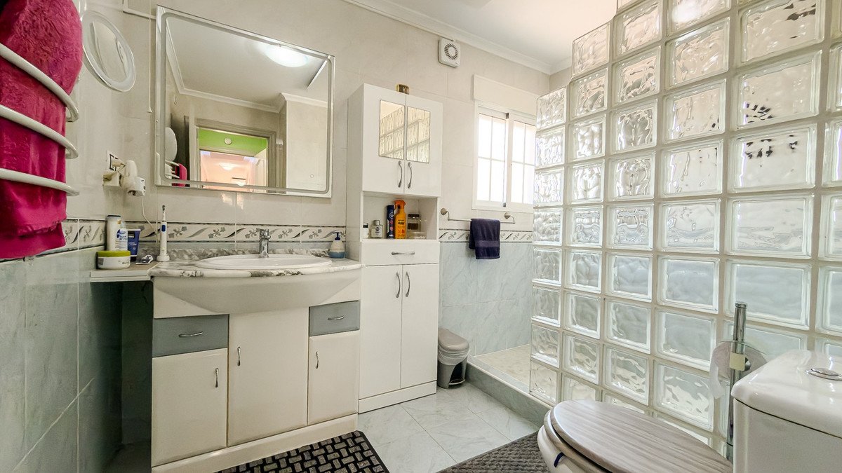3 Bed Detached Villa in Catral