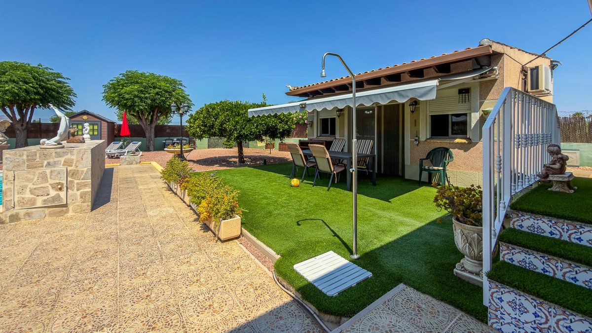3 Bed Detached Villa in Catral