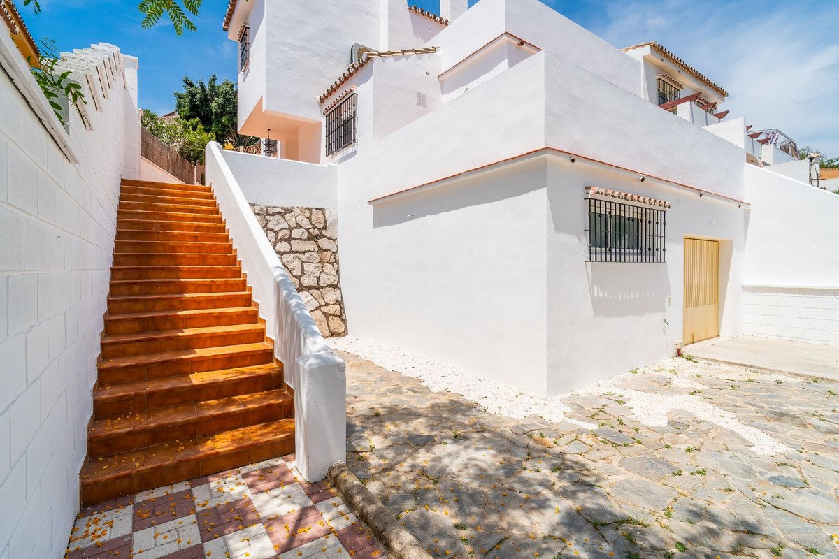 3 Bed Semi-Detached House in Torremuelle