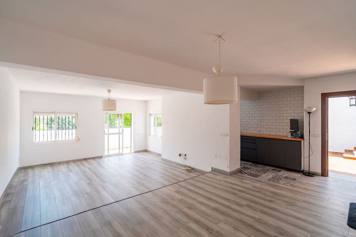3 Bed Semi-Detached House in Torremuelle