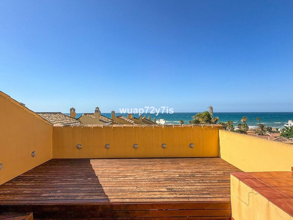 3 Bed Duplex in Costabella
