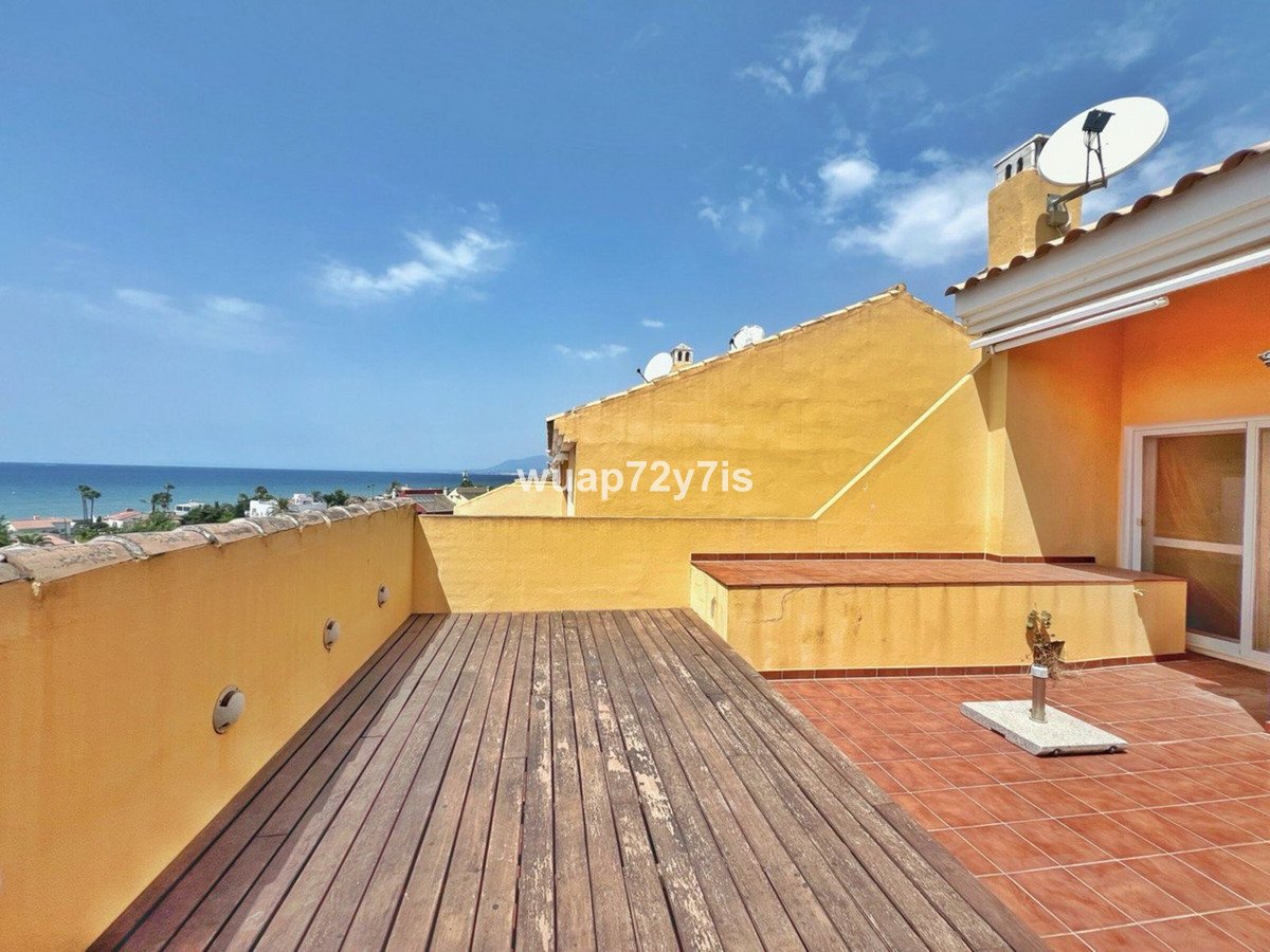 3 Bed Duplex in Costabella