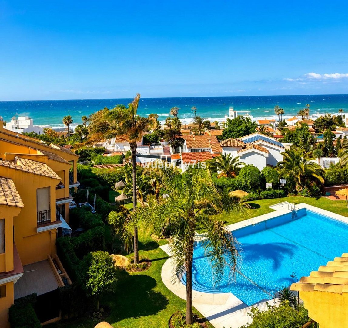 3 Bed Duplex in Costabella