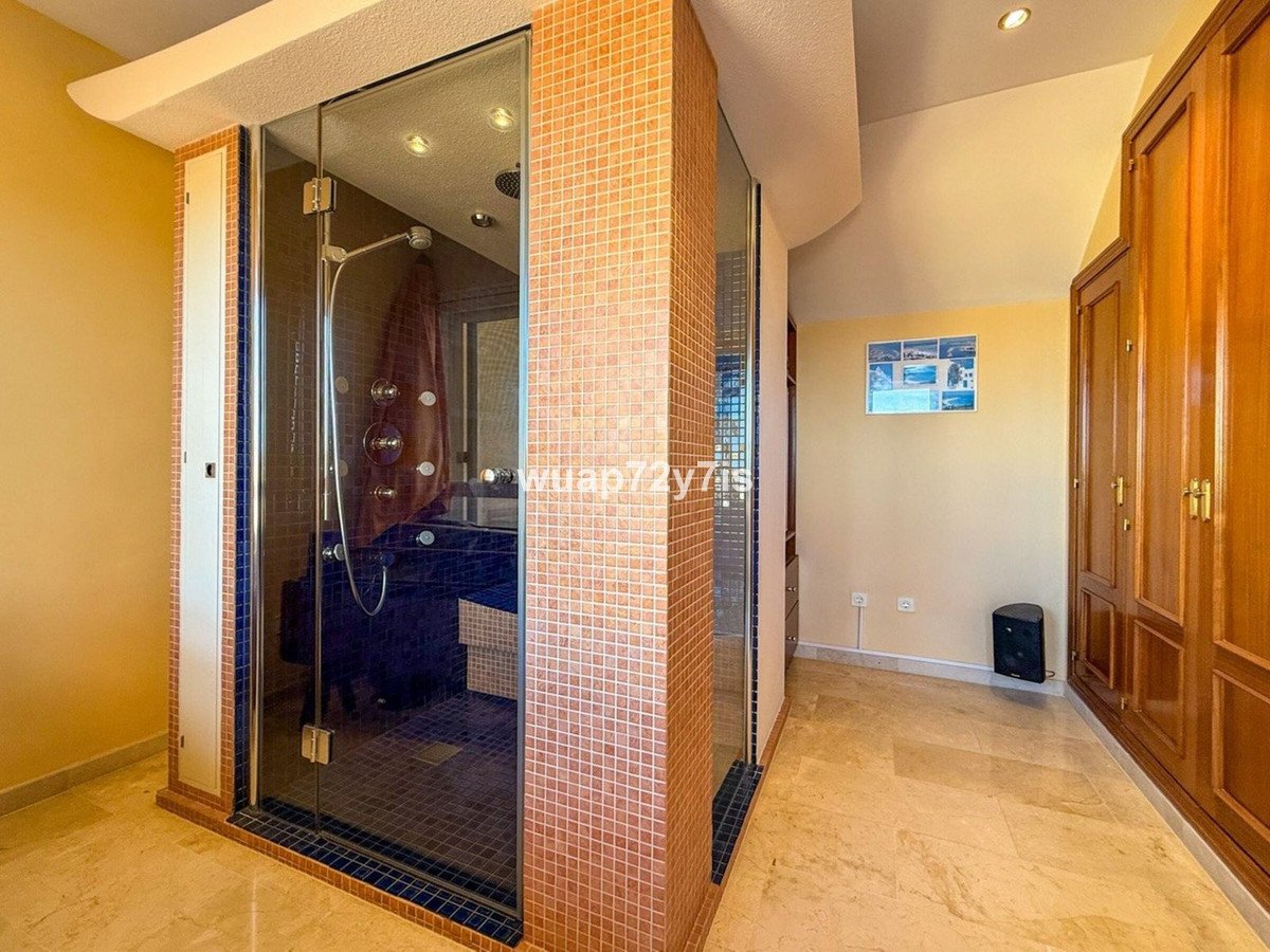 3 Bed Duplex in Costabella