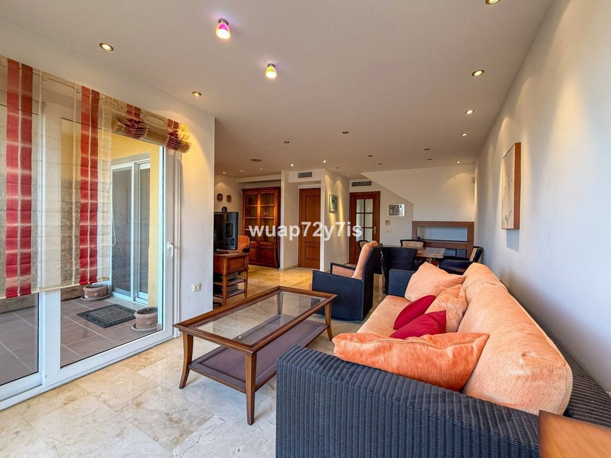 3 Bed Duplex in Costabella