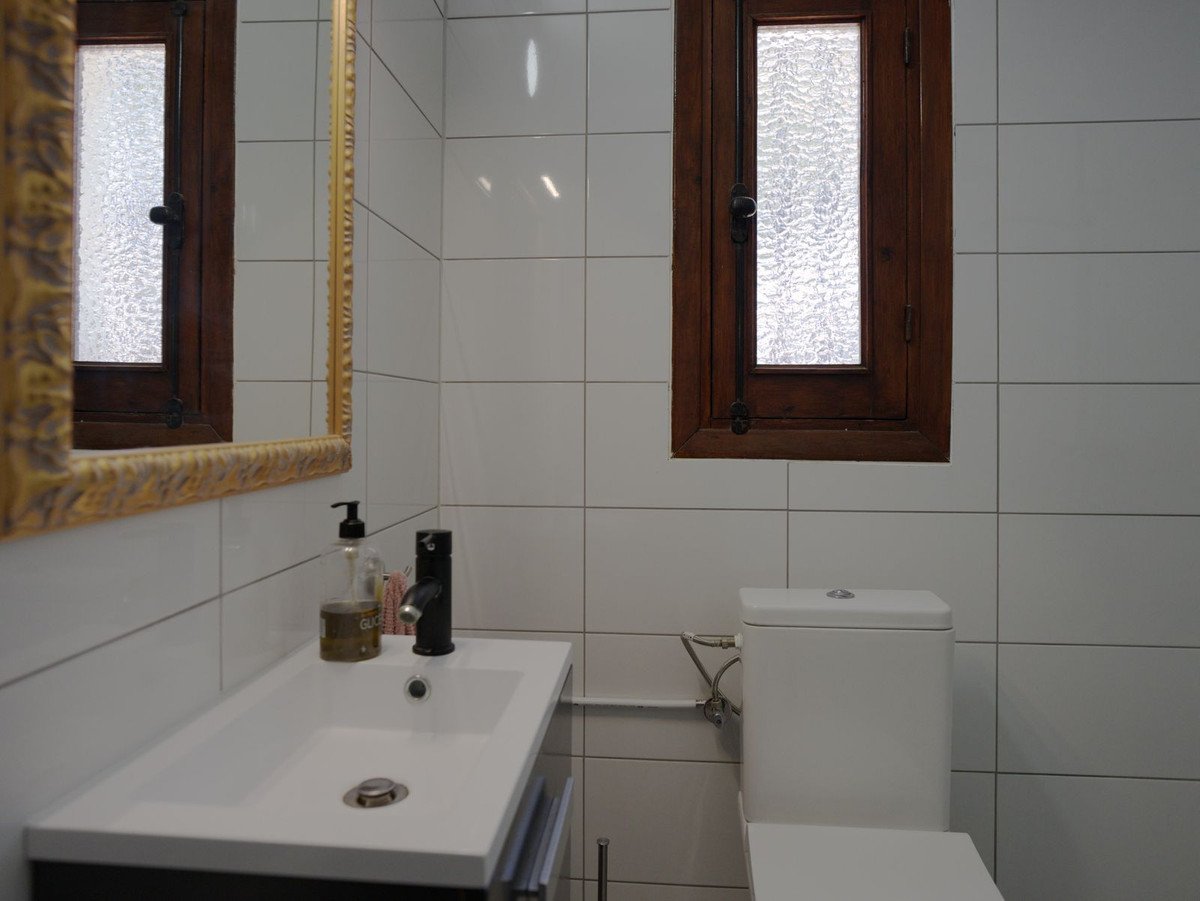 5 Bed Semi-Detached House in Torreblanca