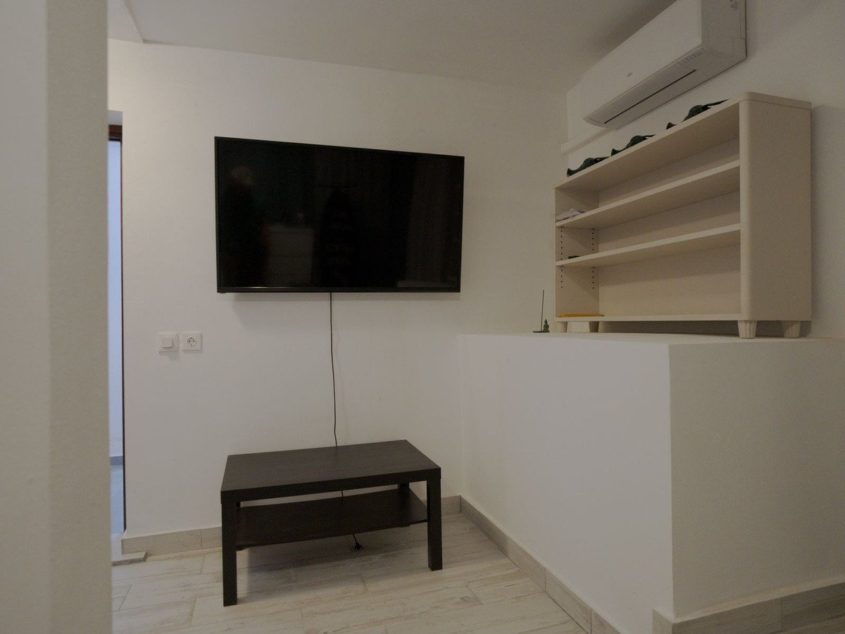 5 Bed Semi-Detached House in Torreblanca