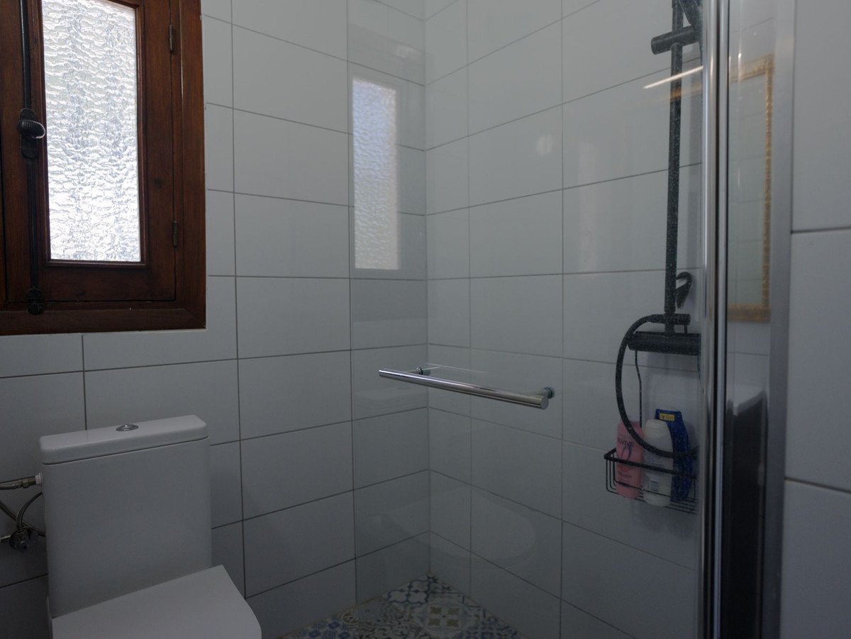 5 Bed Semi-Detached House in Torreblanca