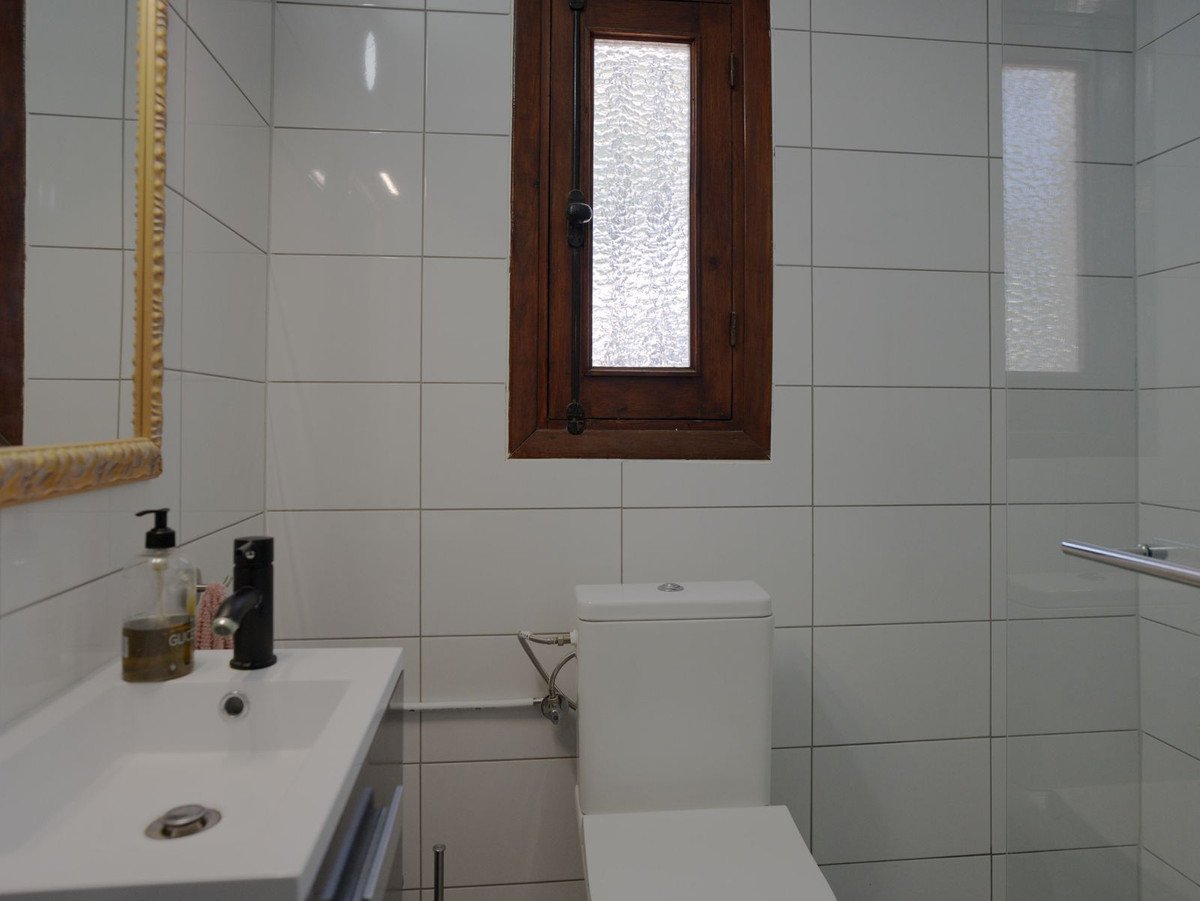 5 Bed Semi-Detached House in Torreblanca