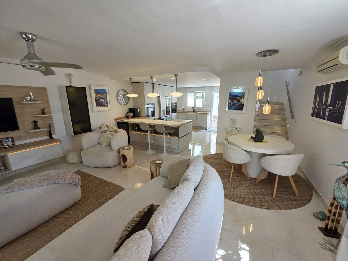 3 Bed Townhouse in La Cala de Mijas