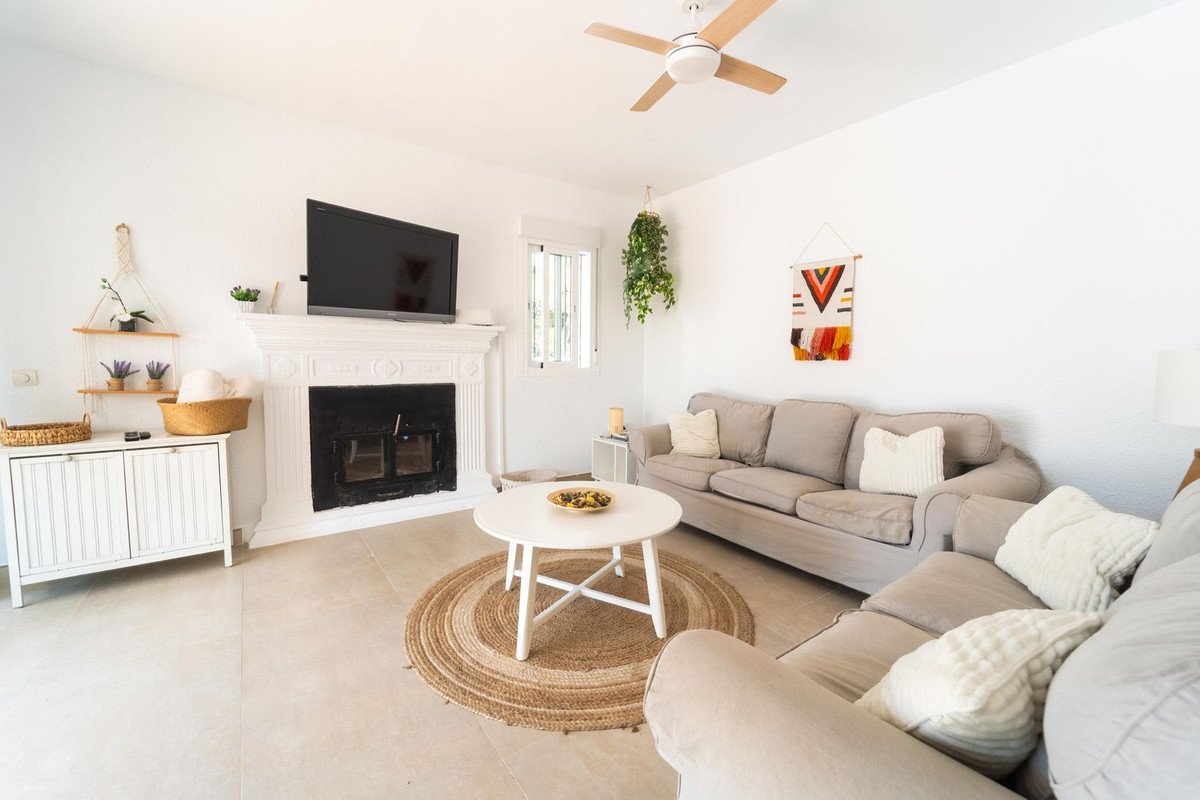 3 Bed Detached Villa in Calahonda