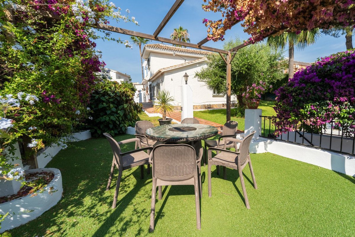 3 Bed Detached Villa in Calahonda