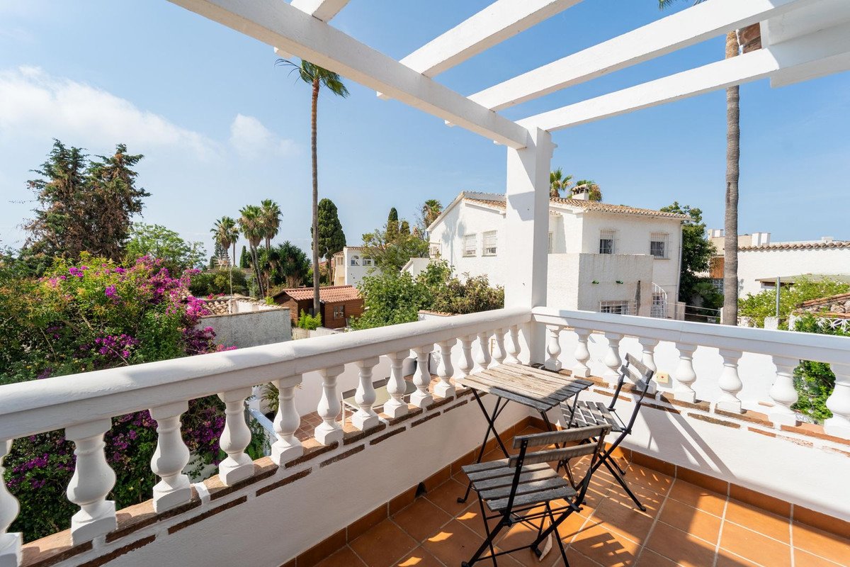 3 Bed Detached Villa in Calahonda