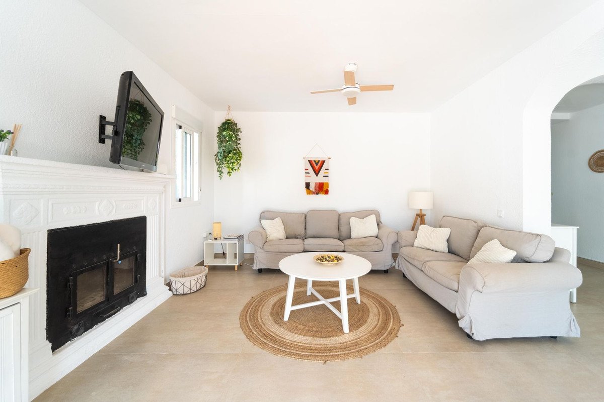 3 Bed Detached Villa in Calahonda