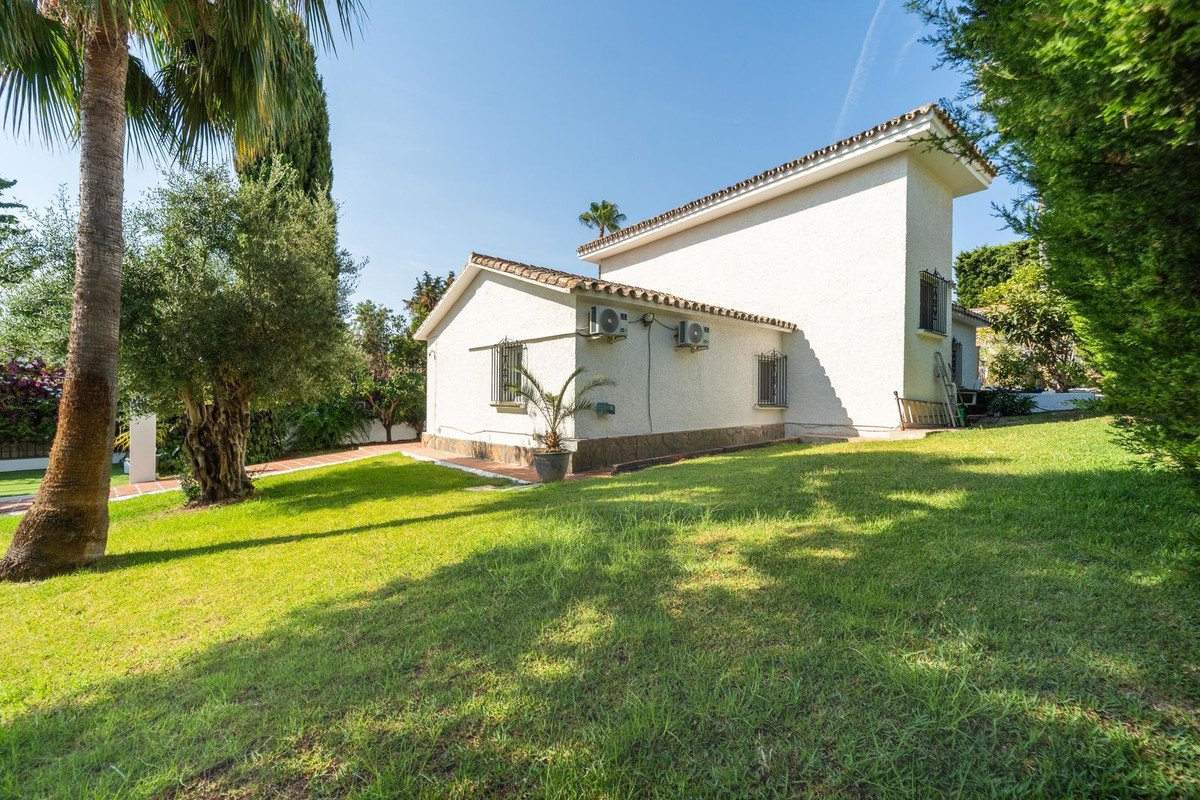 3 Bed Detached Villa in Calahonda