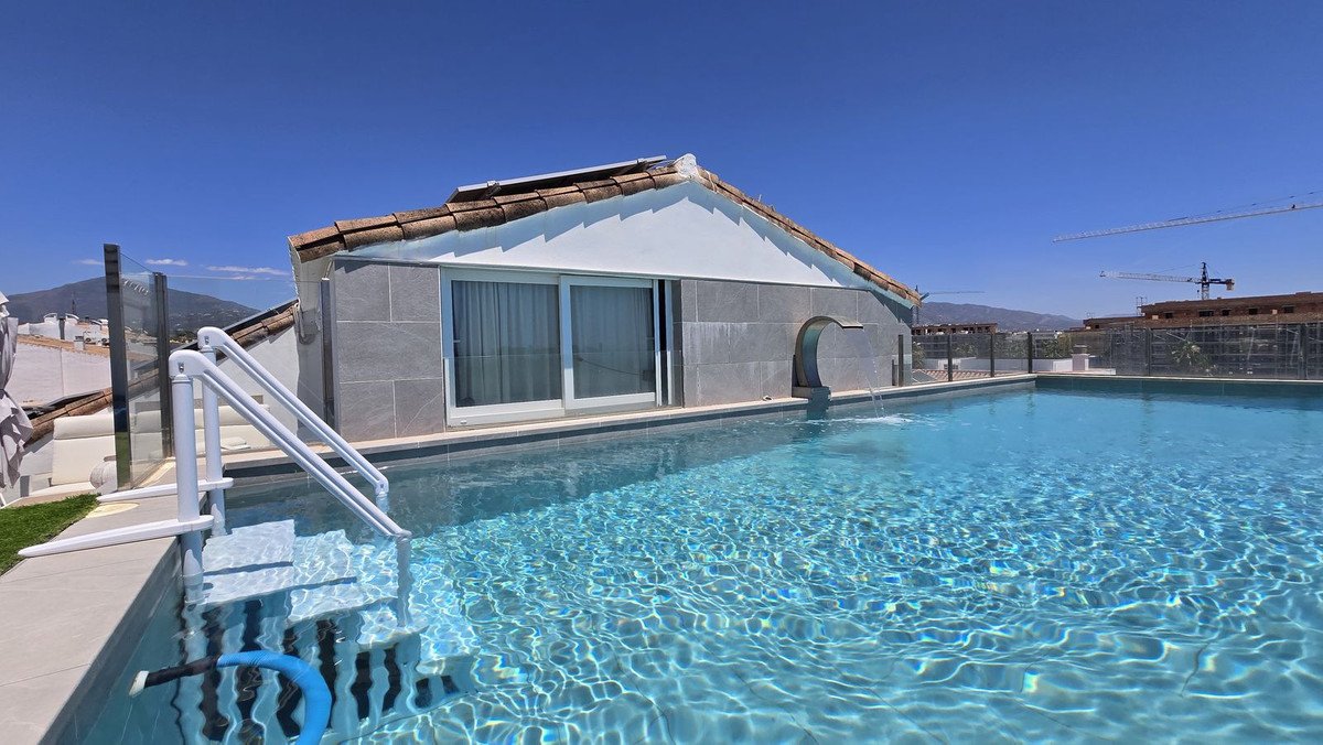 4 Bed Penthouse Duplex in San Pedro de Alcántara