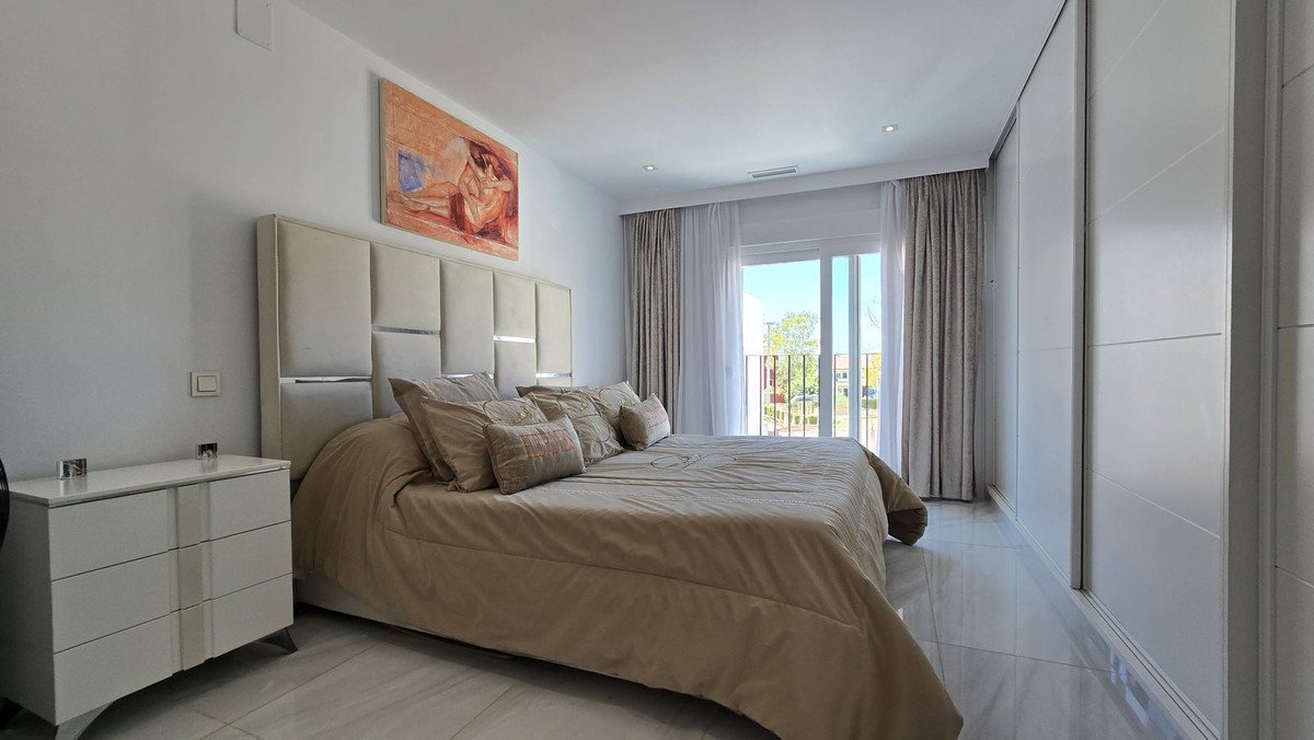 4 Bed Penthouse Duplex in San Pedro de Alcántara