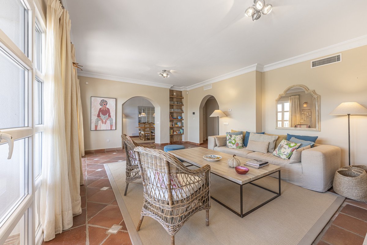 4 Bed Townhouse in Benahavís