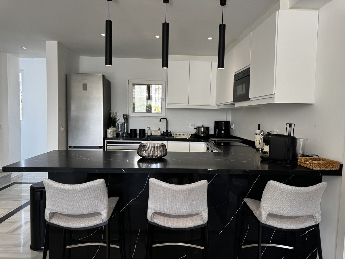 4 Bed Penthouse Duplex in Puerto Banús