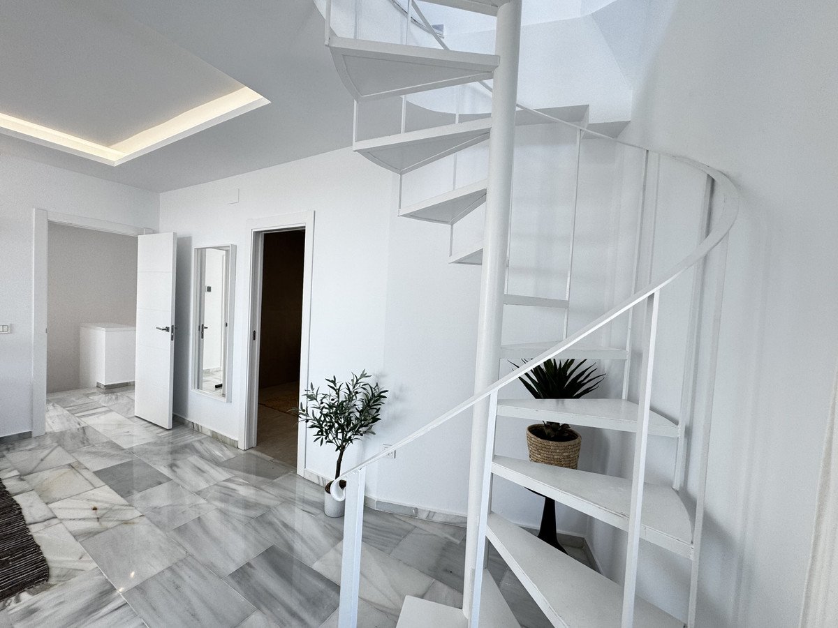 4 Bed Penthouse Duplex in Puerto Banús
