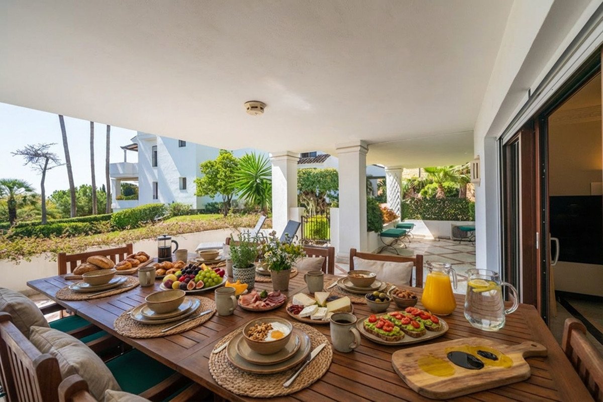 3 Bed Ground Floor Apartment in The Golden Mile