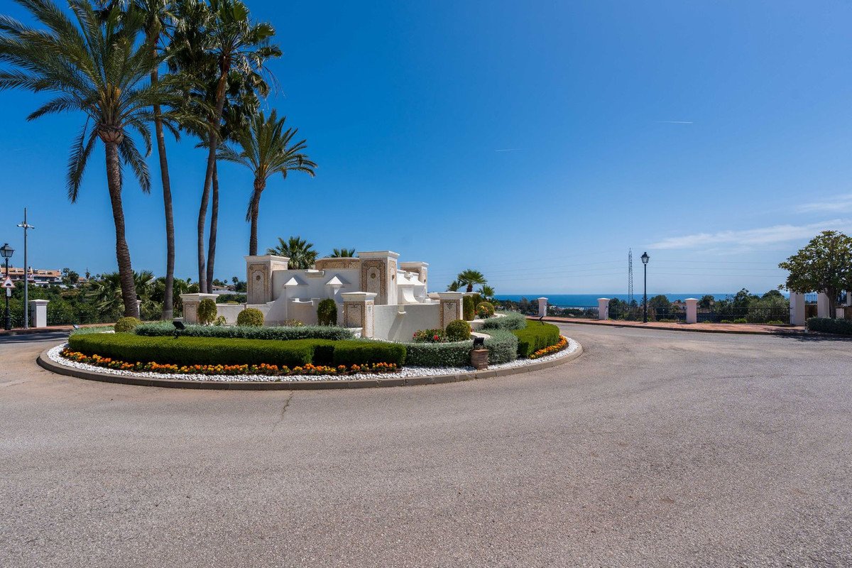 3 Bed Ground Floor Apartment in The Golden Mile