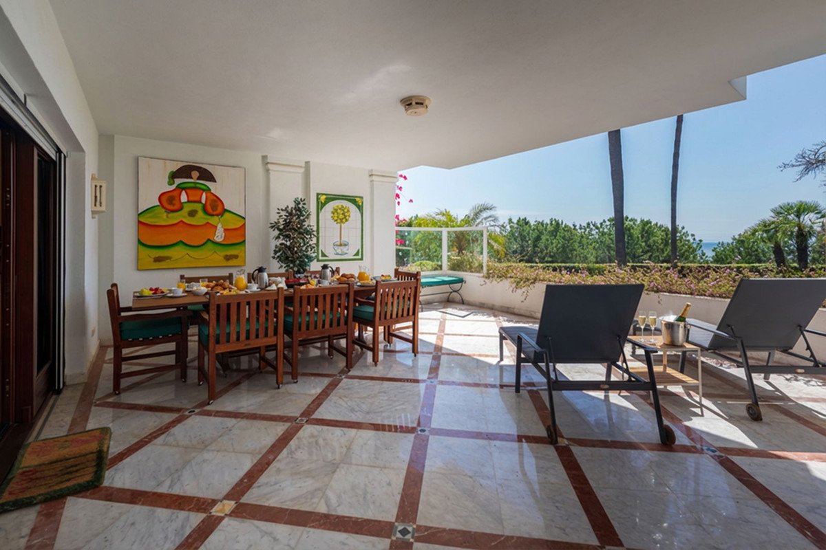 3 Bed Ground Floor Apartment in The Golden Mile