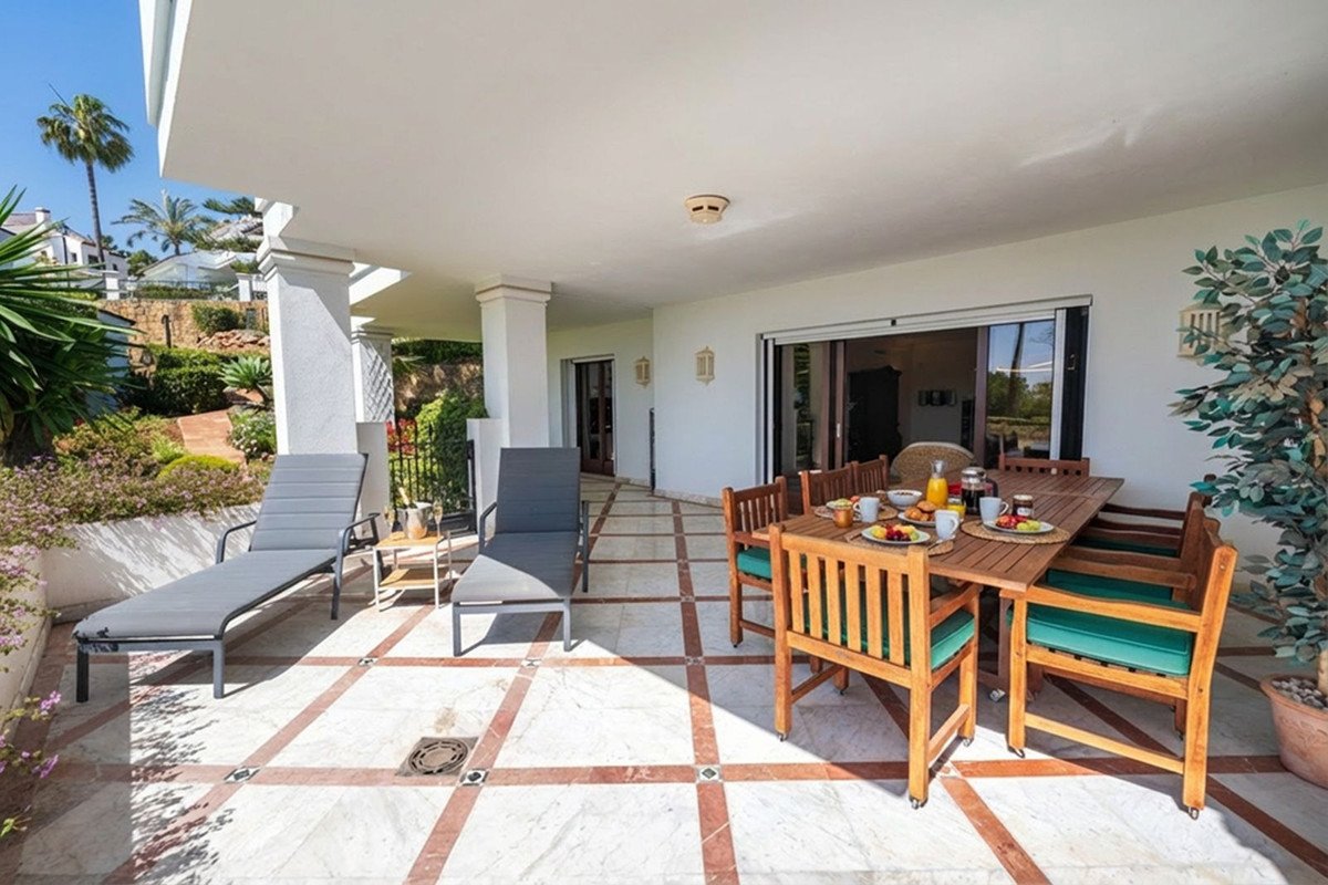 3 Bed Ground Floor Apartment in The Golden Mile