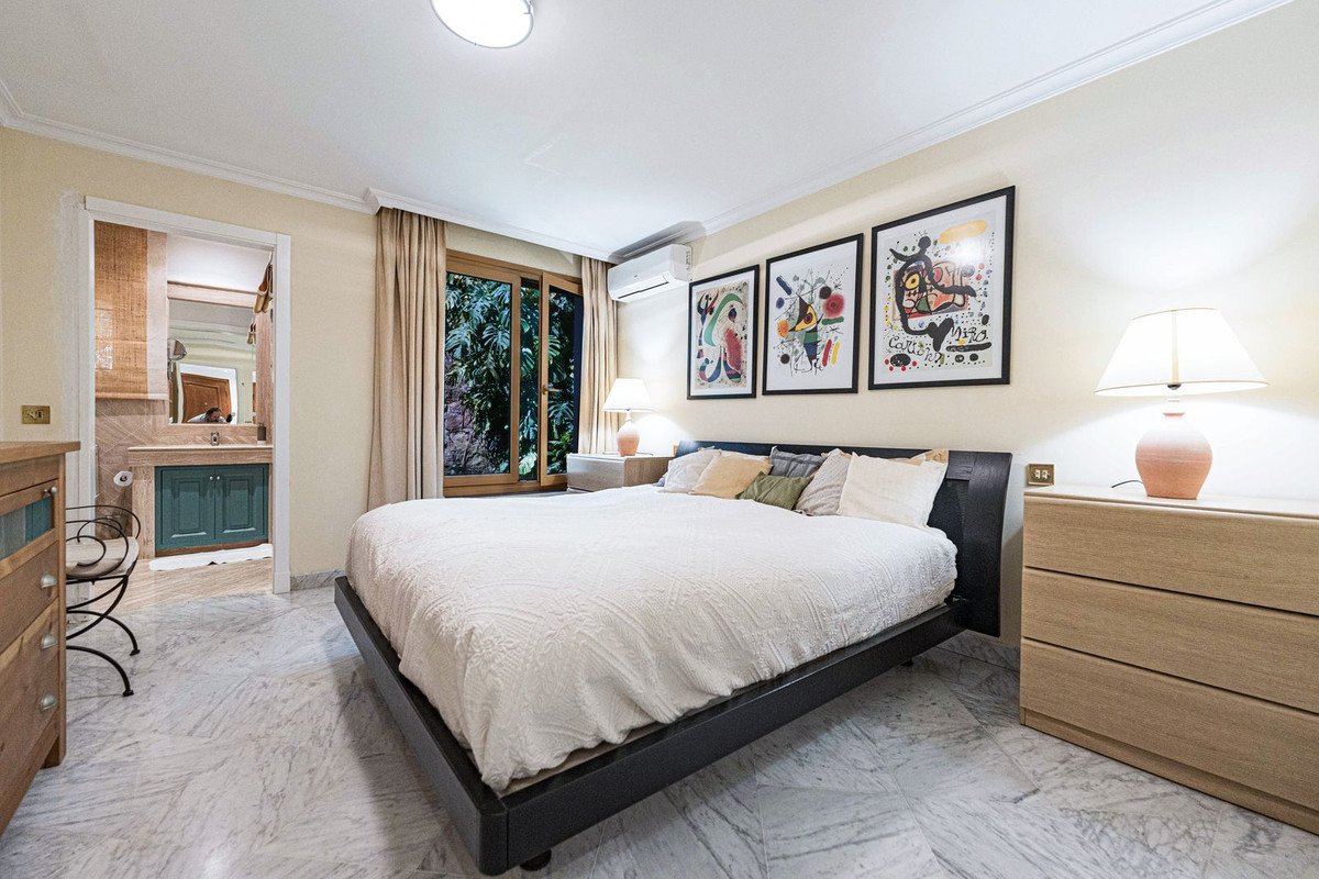 3 Bed Ground Floor Apartment in The Golden Mile