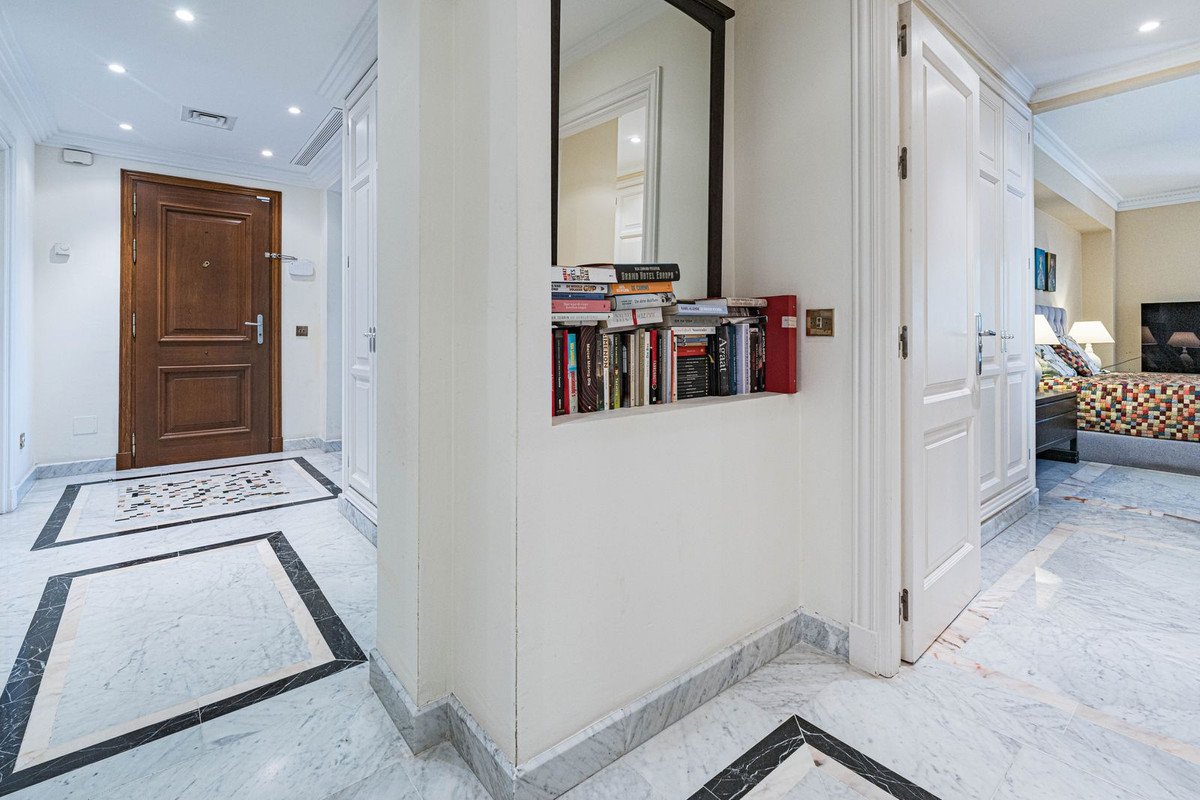 3 Bed Ground Floor Apartment in The Golden Mile