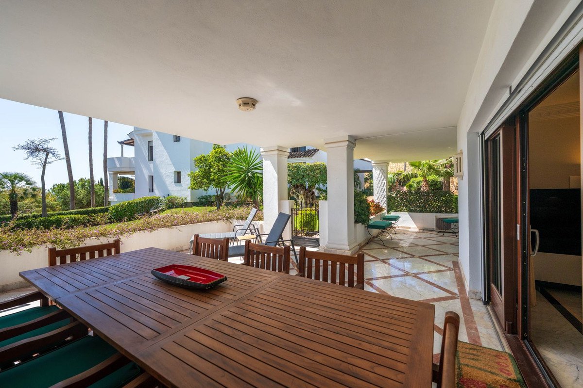 3 Bed Ground Floor Apartment in The Golden Mile