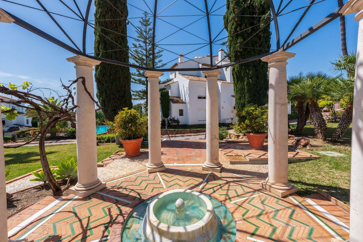 3 Bed Ground Floor Apartment in The Golden Mile