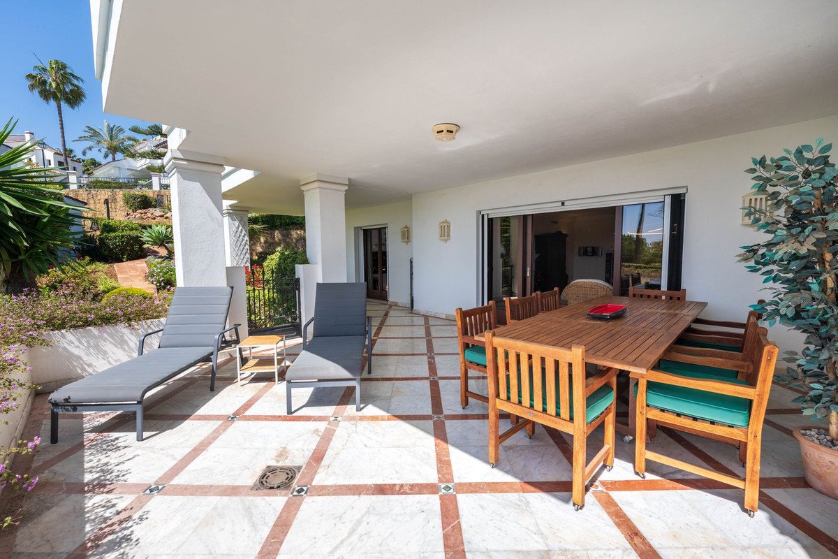 3 Bed Ground Floor Apartment in The Golden Mile