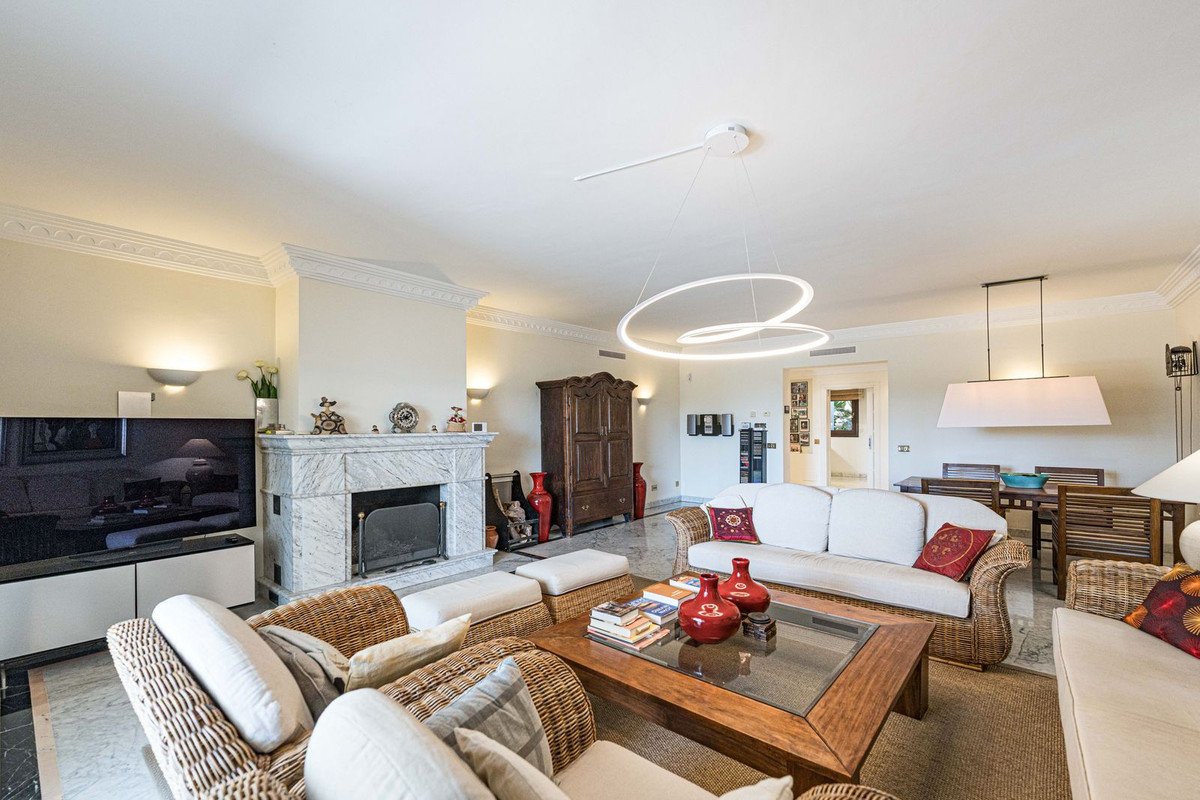 3 Bed Ground Floor Apartment in The Golden Mile