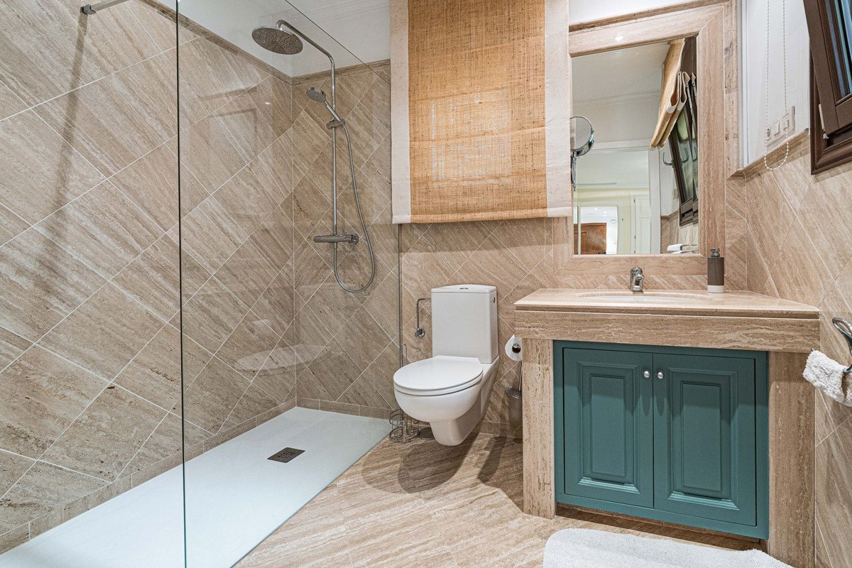 3 Bed Ground Floor Apartment in The Golden Mile