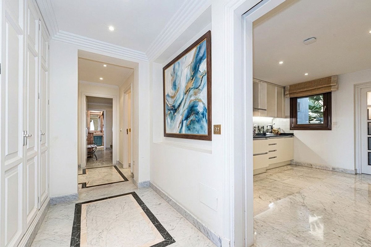 3 Bed Ground Floor Apartment in The Golden Mile