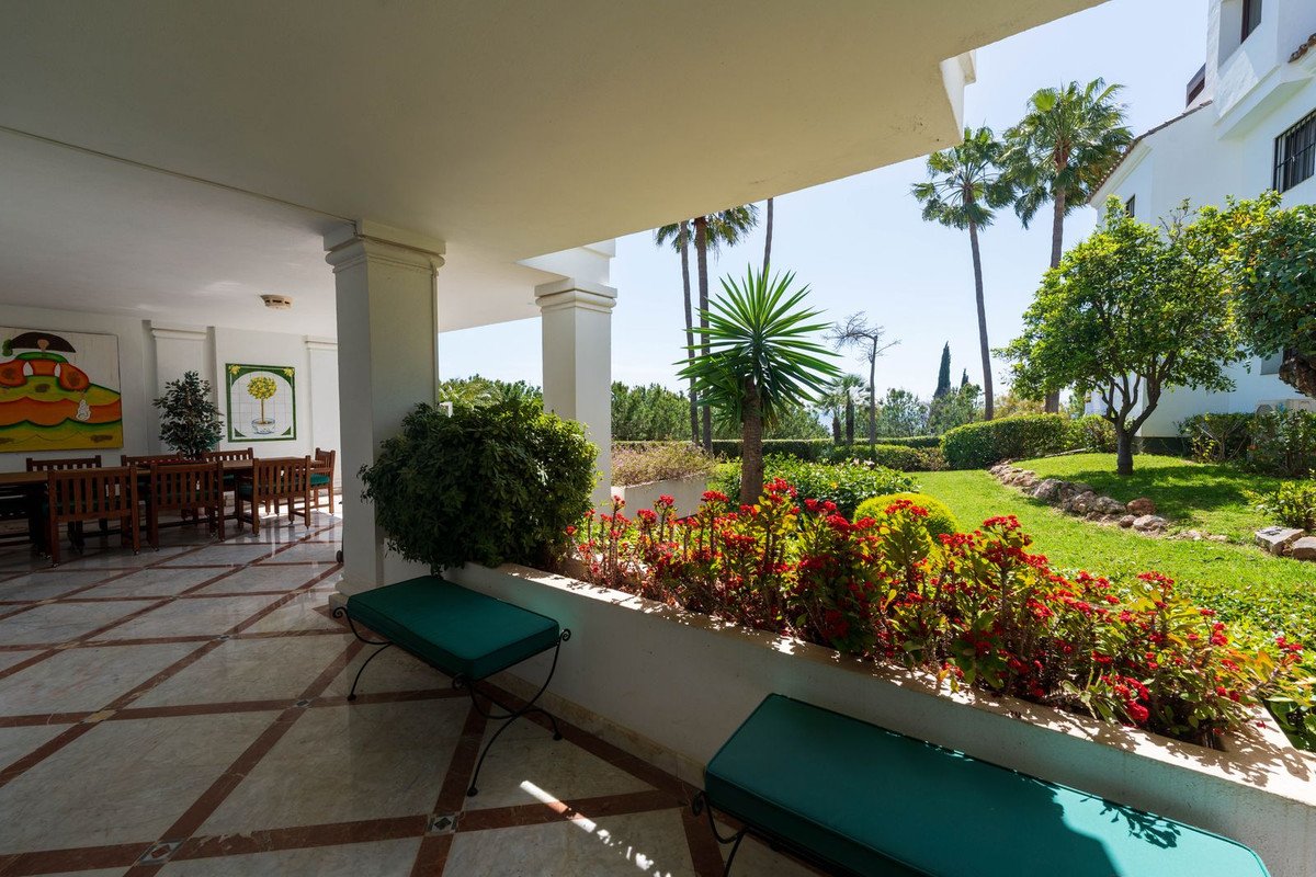 3 Bed Ground Floor Apartment in The Golden Mile