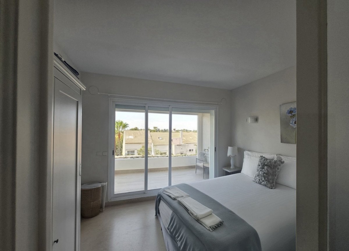5 Bed Townhouse in The Golden Mile