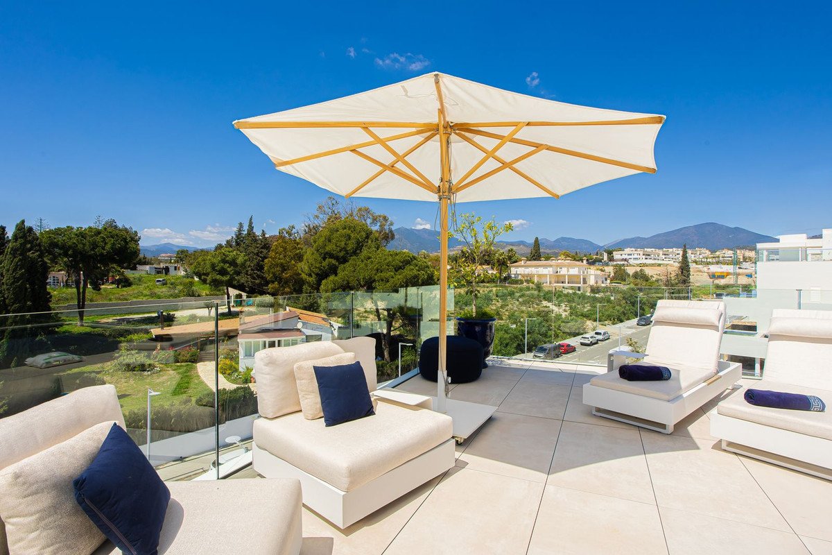 3 Bed Penthouse Duplex in Puerto Banús