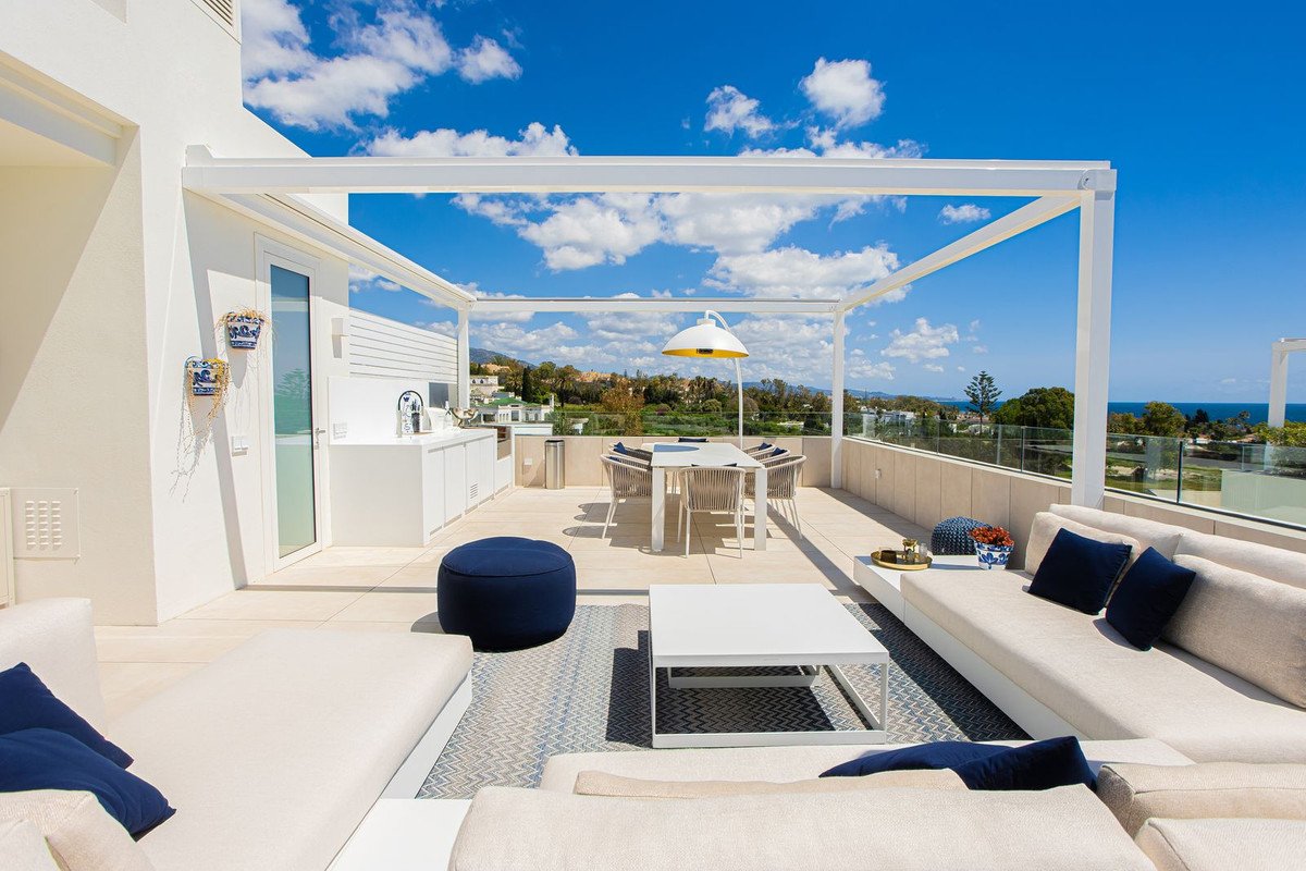 3 Bed Penthouse Duplex in Puerto Banús