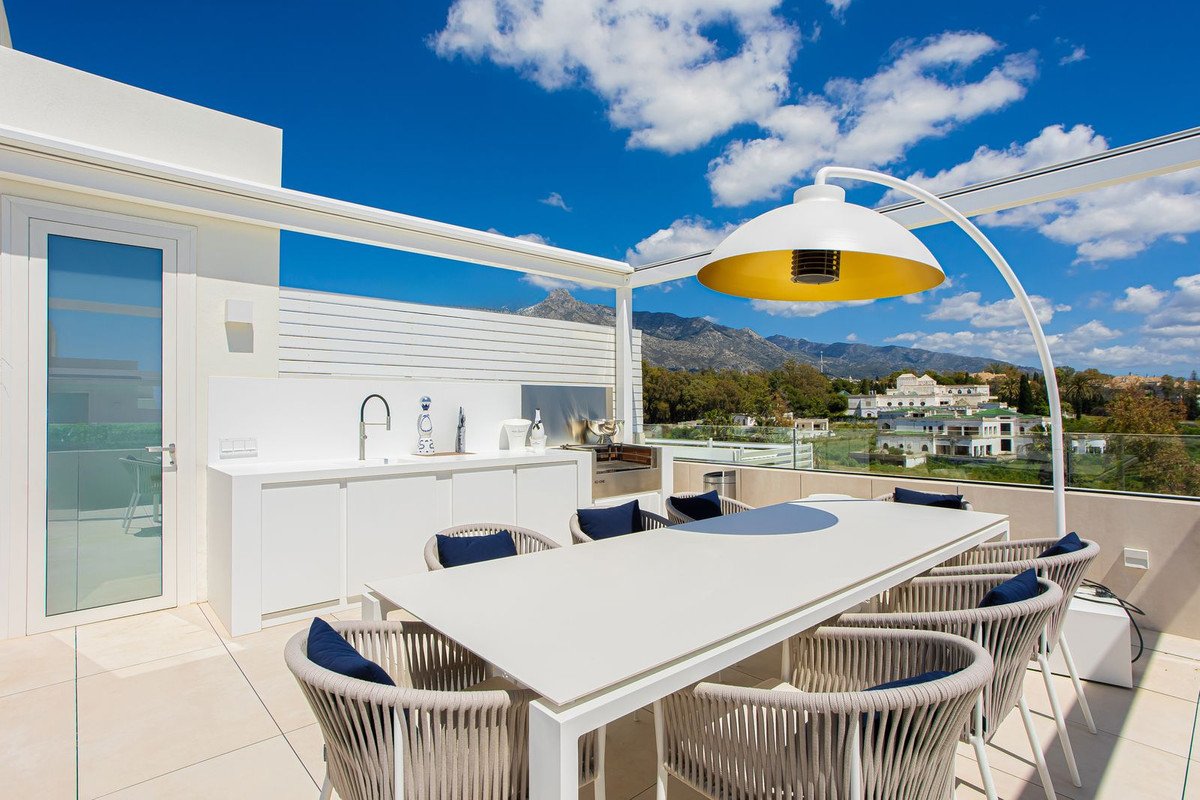 3 Bed Penthouse Duplex in Puerto Banús