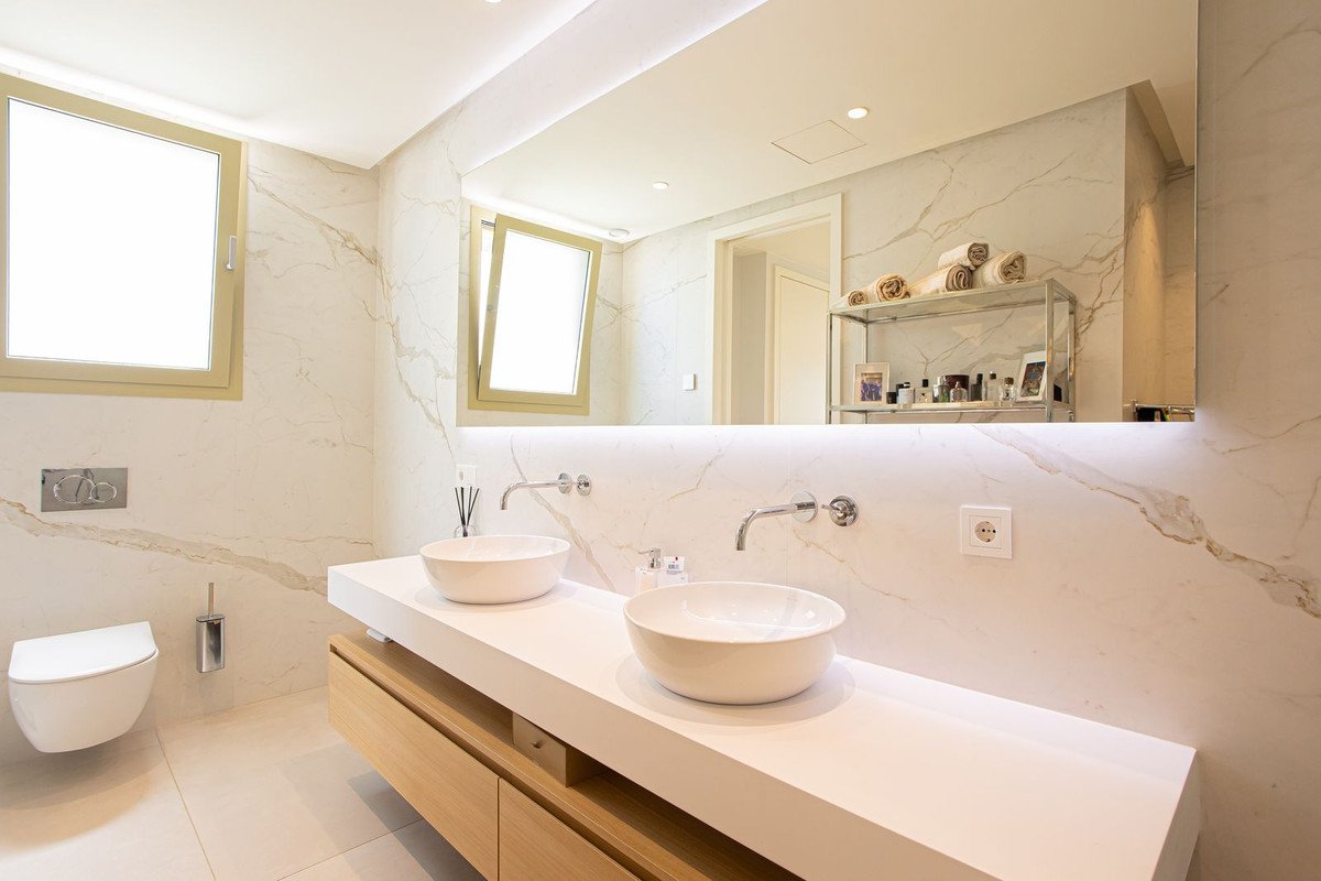 3 Bed Penthouse Duplex in Puerto Banús