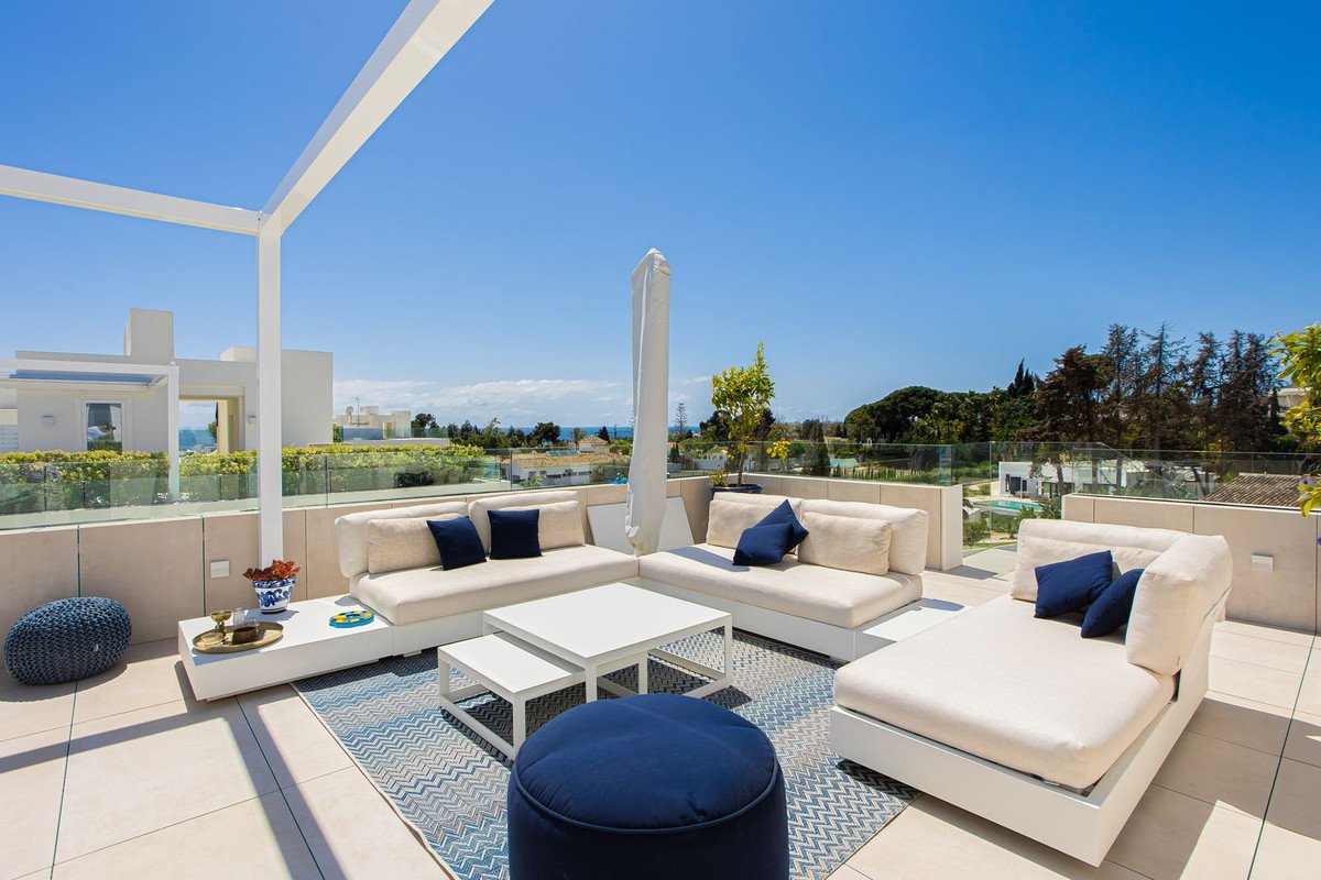 3 Bed Penthouse Duplex in Puerto Banús