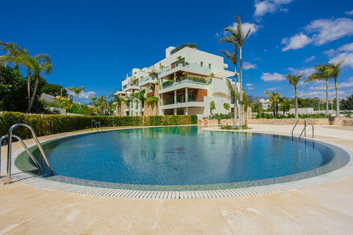 3 Bed Penthouse Duplex in Puerto Banús